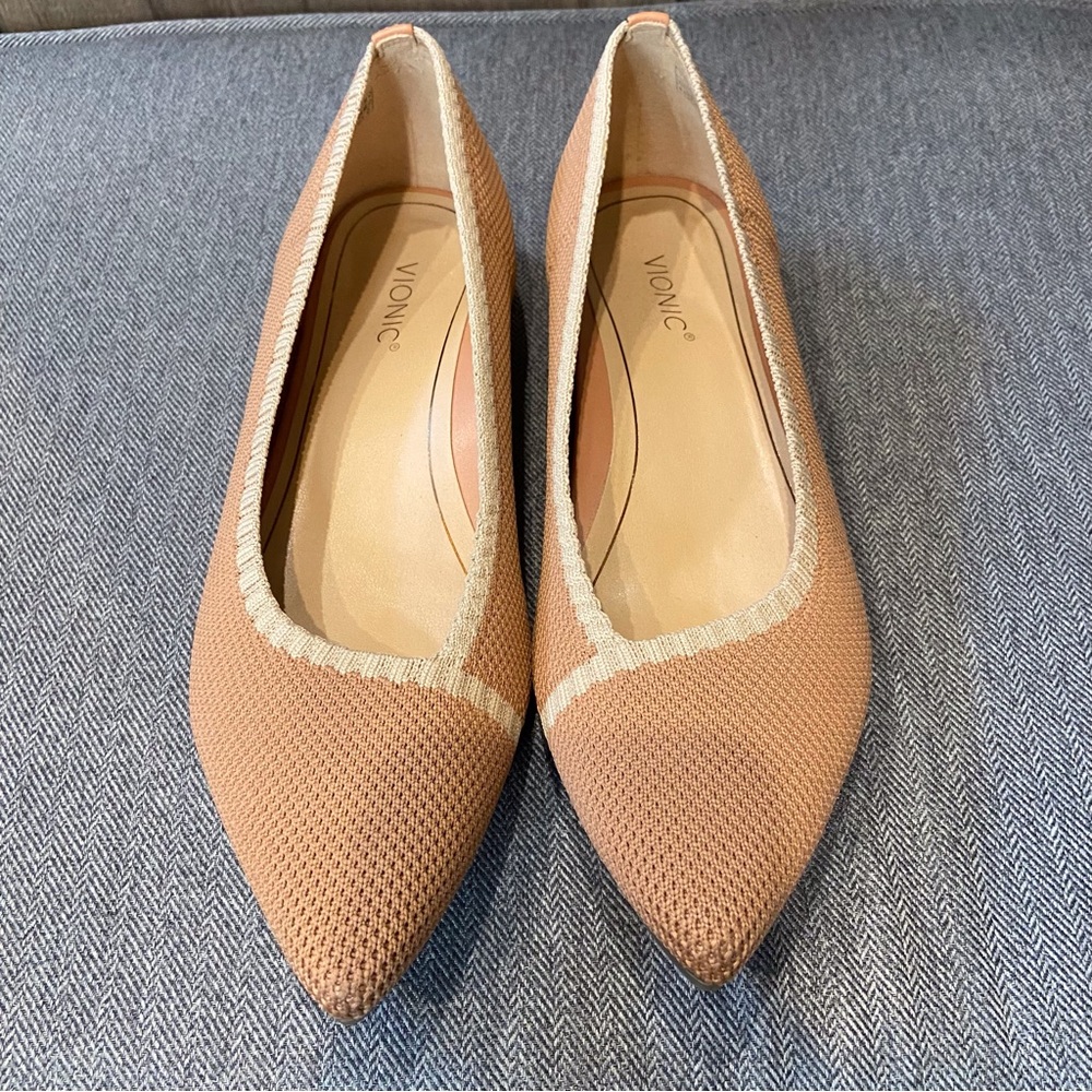 VIONIC 8.5 Dahlia Knit Pointed Toe Ballet Skimmer Flats Toasted Nut